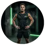 Atleta mostrando evolución física, mentalidad competitiva y progreso constante mediante fitness y deporte