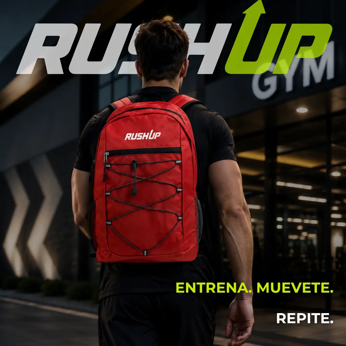 Mochila Deportiva 18L RushUp | Ligera, Resistente y Funcional 3 Persona utilizando mochila deportiva RushUp